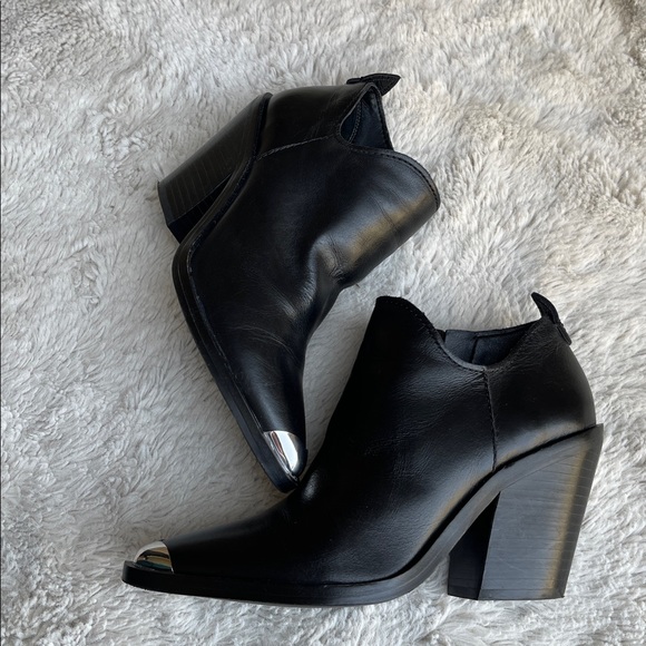 Rebecca Minkoff Seiji stack-heel western boots in black size 7 - Picture 3 of 10